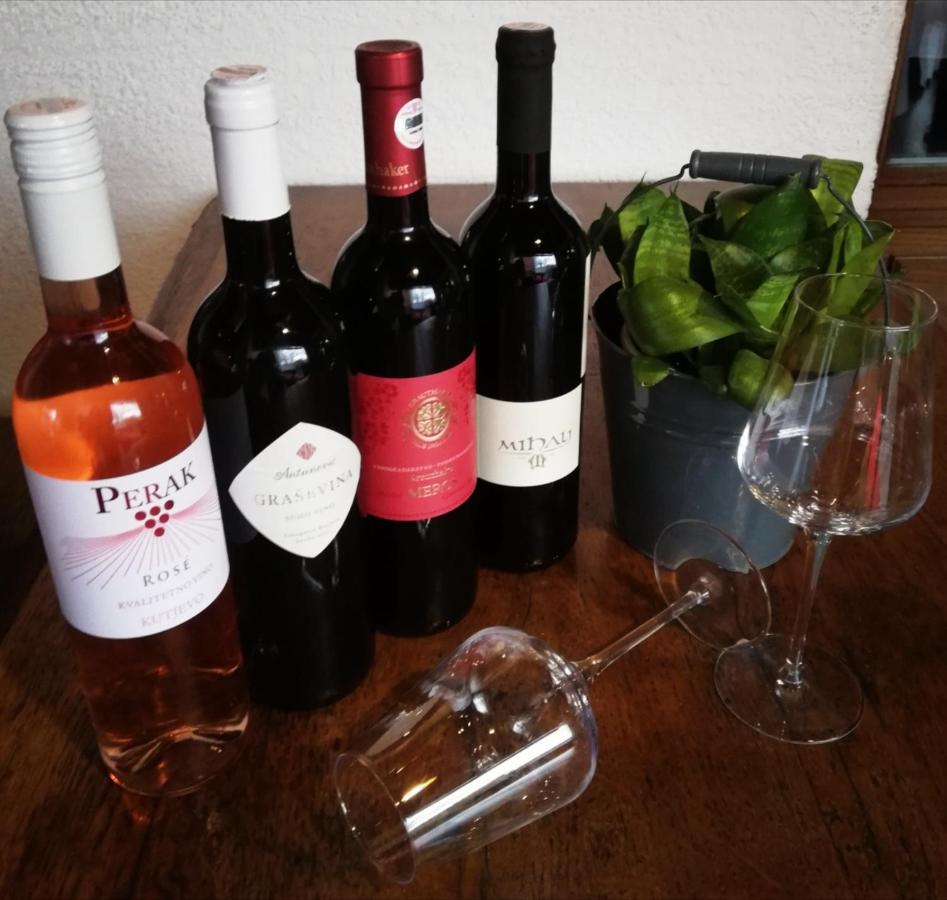 Готель House Of Wine Kutjevo Екстер'єр фото